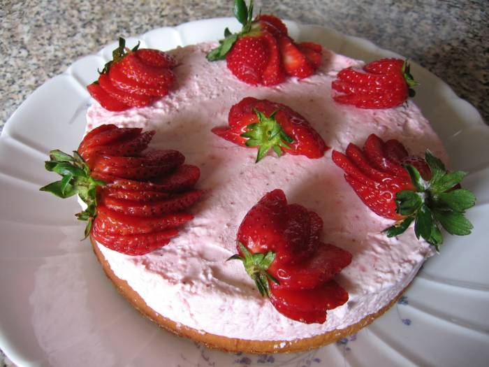 torta semifreddo alle fragole