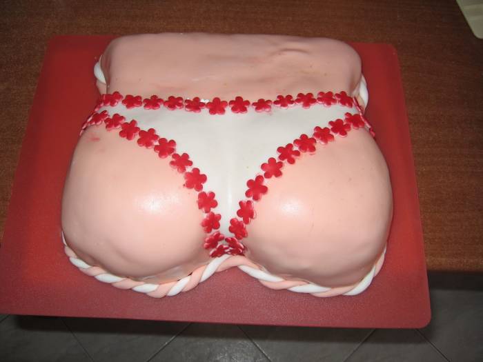 torta sexy ....bricconcella!!!