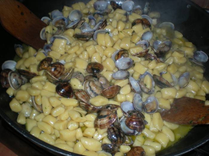 gnocchetti  di patate alle vongole