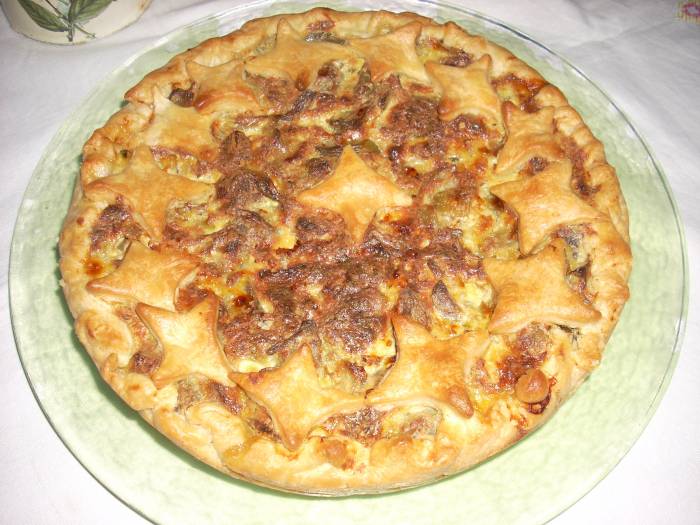 Torta di carciofi e salsiccia