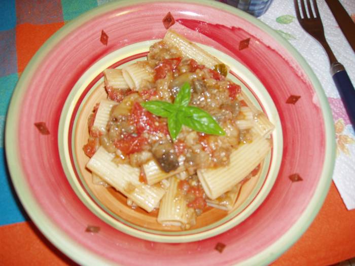 Pasta con le melanzane